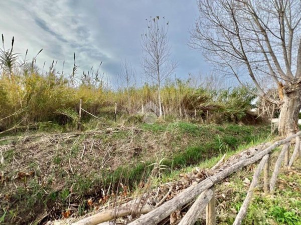 terreno agricolo in vendita a Terracina in zona Hermada