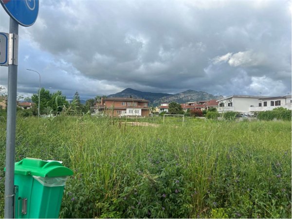 terreno edificabile in vendita a Terracina in zona Hermada