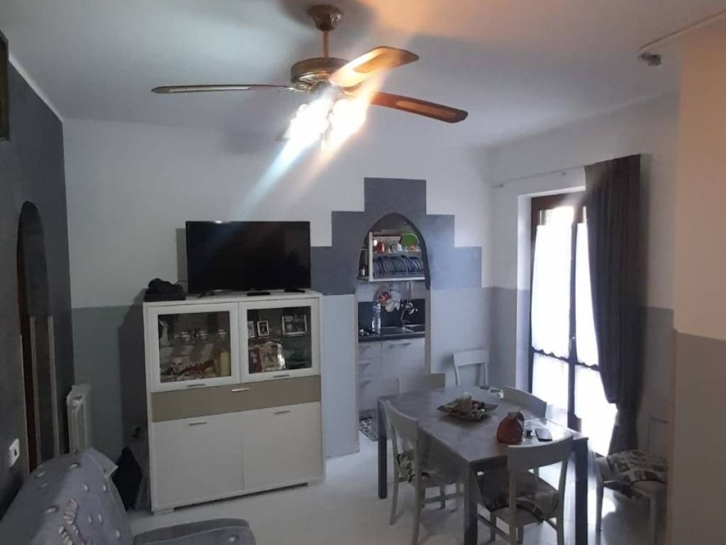 intera palazzina in vendita a Terracina in zona Hermada