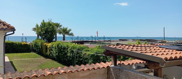 casa indipendente in vendita a Terracina