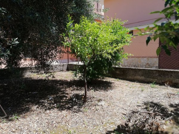 casa indipendente in vendita a Terracina