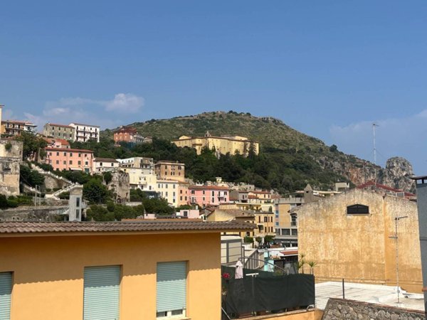 casa indipendente in vendita a Terracina