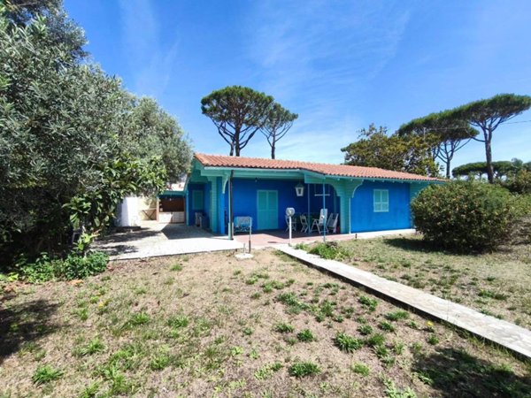 casa indipendente in vendita a Terracina