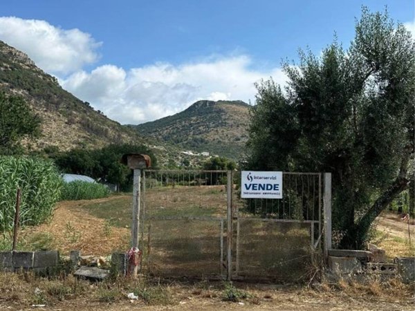 terreno agricolo in vendita a Terracina in zona Casaletti