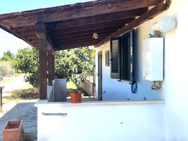 casa indipendente in vendita a Terracina