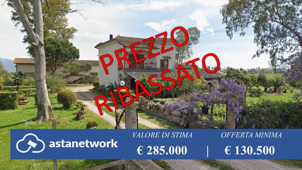 casa indipendente in vendita a Terracina in zona Hermada