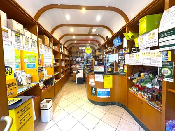 negozio in vendita a Terracina