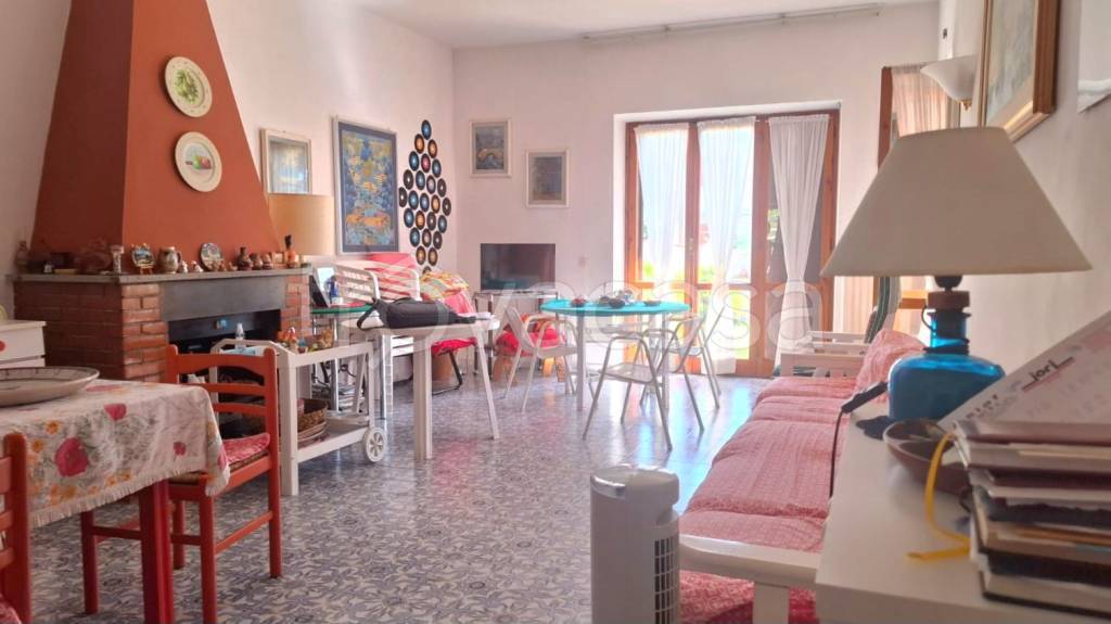 casa indipendente in vendita a Terracina