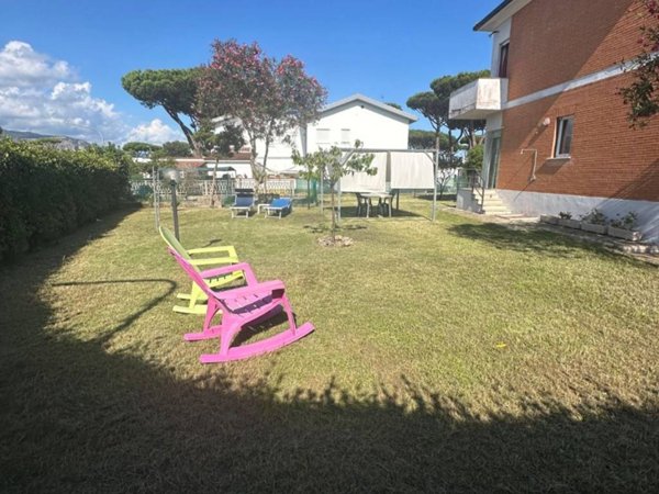 casa indipendente in vendita a Terracina
