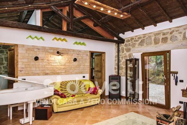 casa indipendente in vendita a Terracina