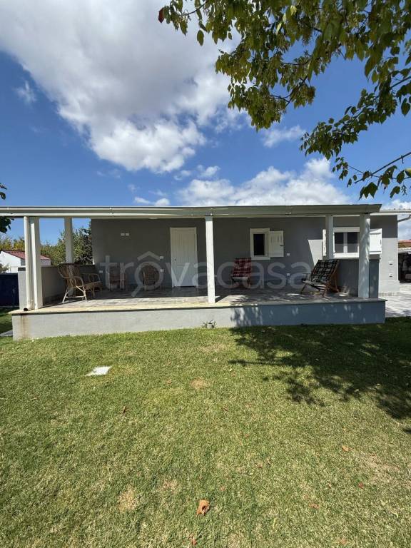 casa indipendente in vendita a Terracina in zona Hermada