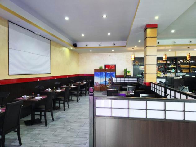 locale commerciale in vendita a Terracina