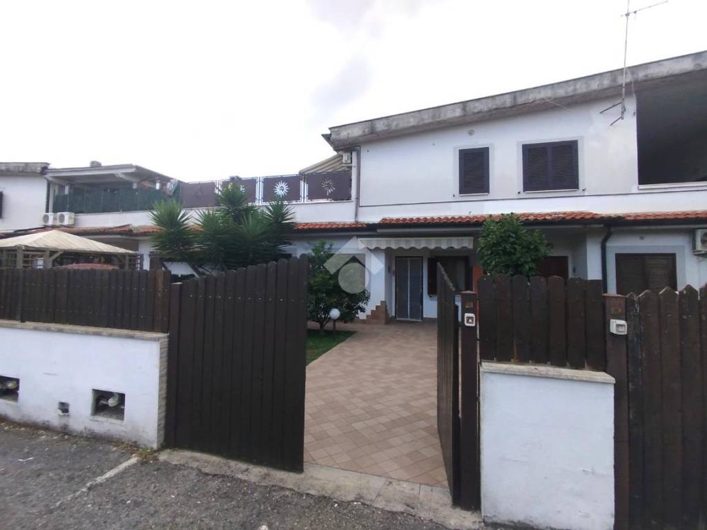 appartamento in vendita a Terracina in zona Hermada