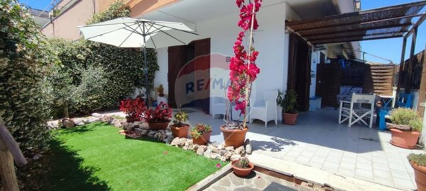 appartamento in vendita a Terracina in zona Hermada