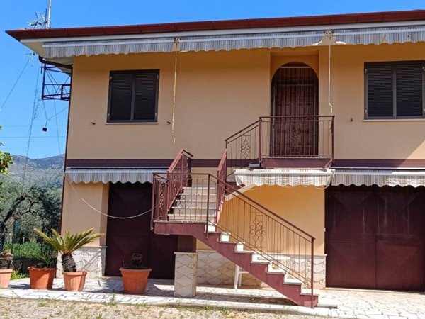 villa in vendita a Terracina in zona Casaletti