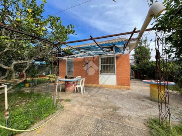 casa indipendente in vendita a Terracina