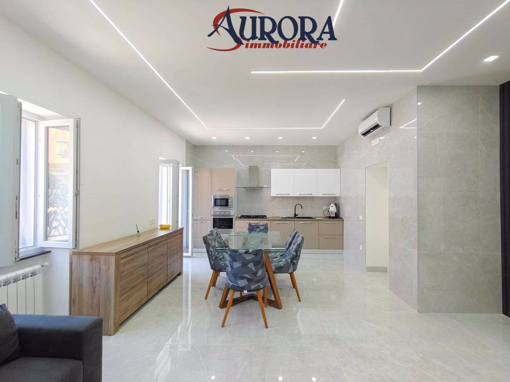 casa indipendente in vendita a Terracina