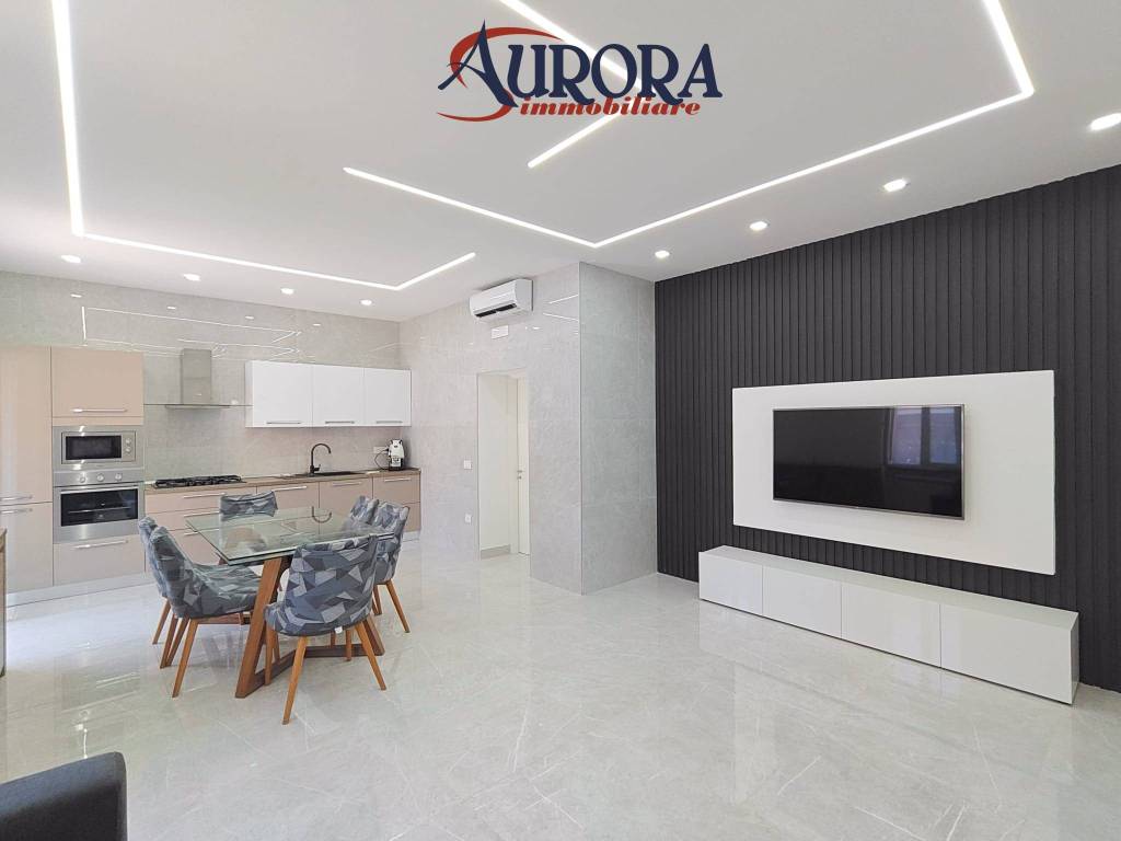 casa indipendente in vendita a Terracina