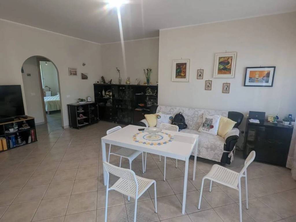 casa indipendente in vendita a Terracina