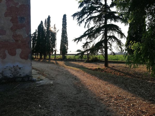 casa indipendente in vendita a Terracina in zona Hermada