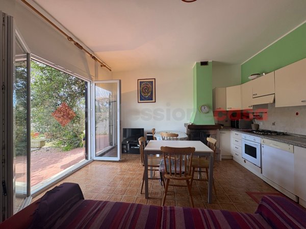casa indipendente in vendita a Terracina
