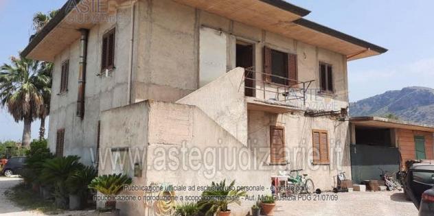 appartamento in vendita a Terracina in zona La Fiora