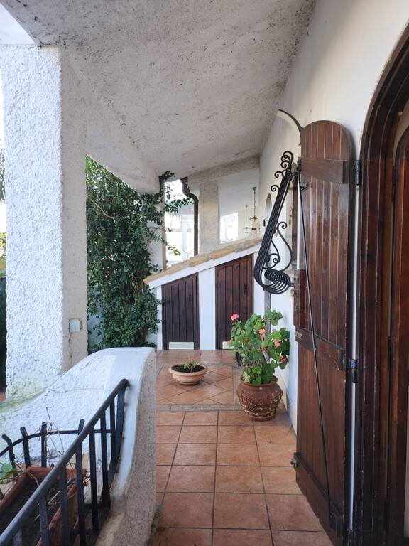 casa indipendente in vendita a Terracina