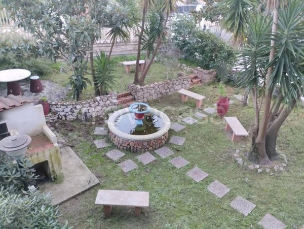 casa indipendente in vendita a Terracina