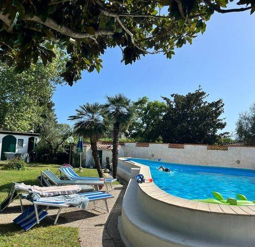 casa indipendente in vendita a Terracina