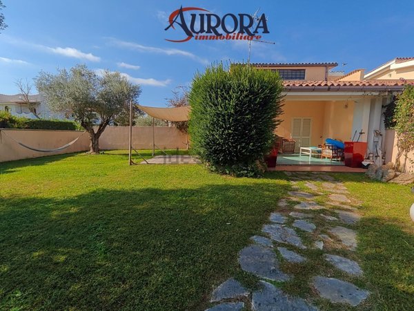 quadrivano in vendita a Terracina