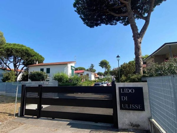 casa indipendente in vendita a Terracina