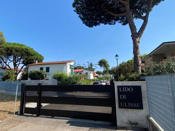 quadrivano in vendita a Terracina