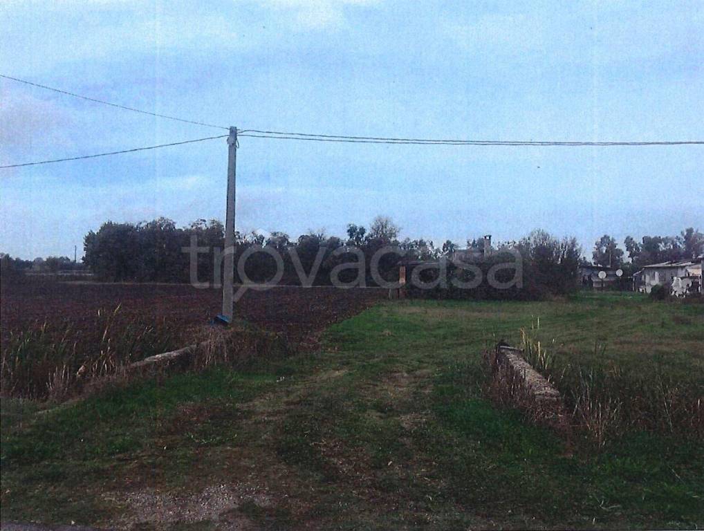 casa indipendente in vendita a Terracina in zona Hermada