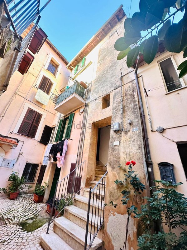 appartamento in vendita a Terracina