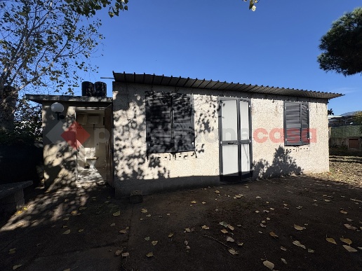 casa indipendente in vendita a Terracina