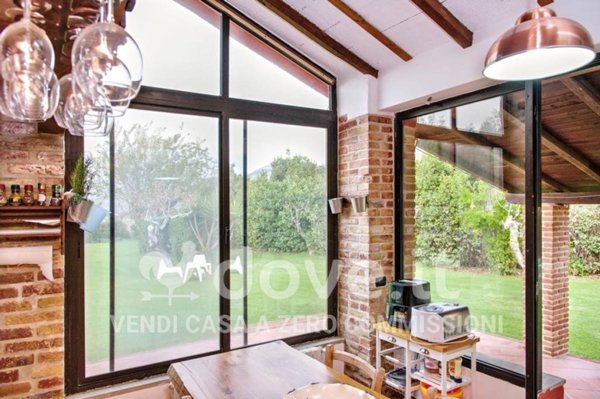 casa indipendente in vendita a Terracina