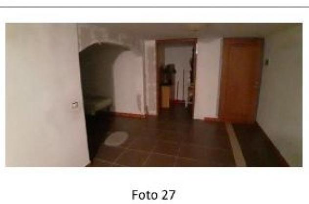 locale commerciale in vendita a Terracina in zona Hermada