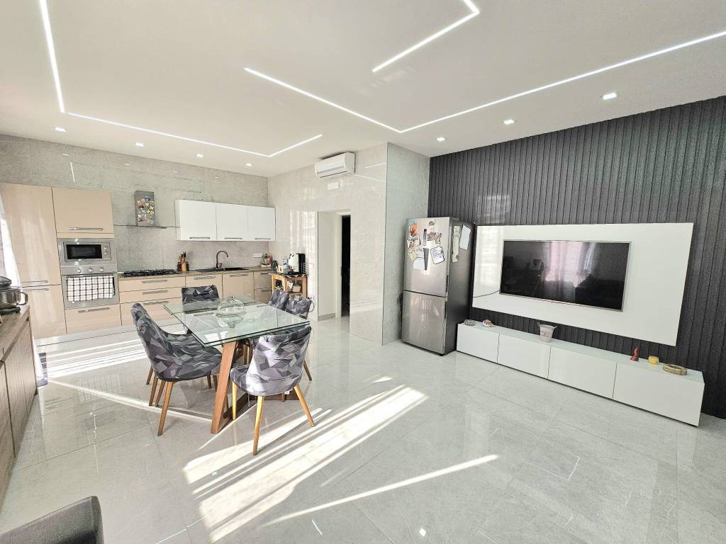 casa indipendente in vendita a Terracina