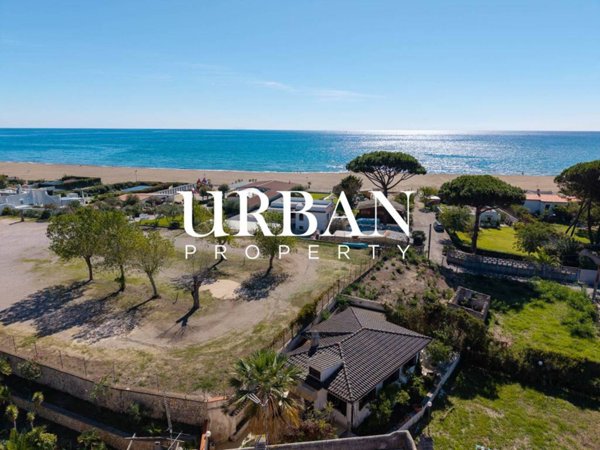 casa indipendente in vendita a Terracina