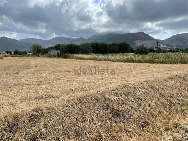 terreno agricolo in vendita a Terracina