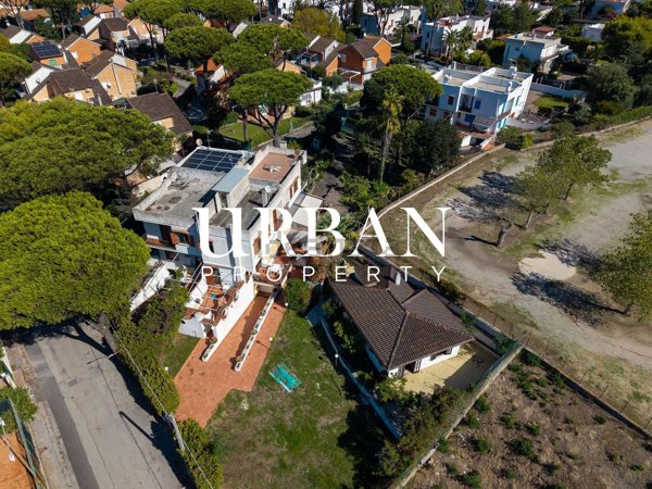 casa indipendente in vendita a Terracina