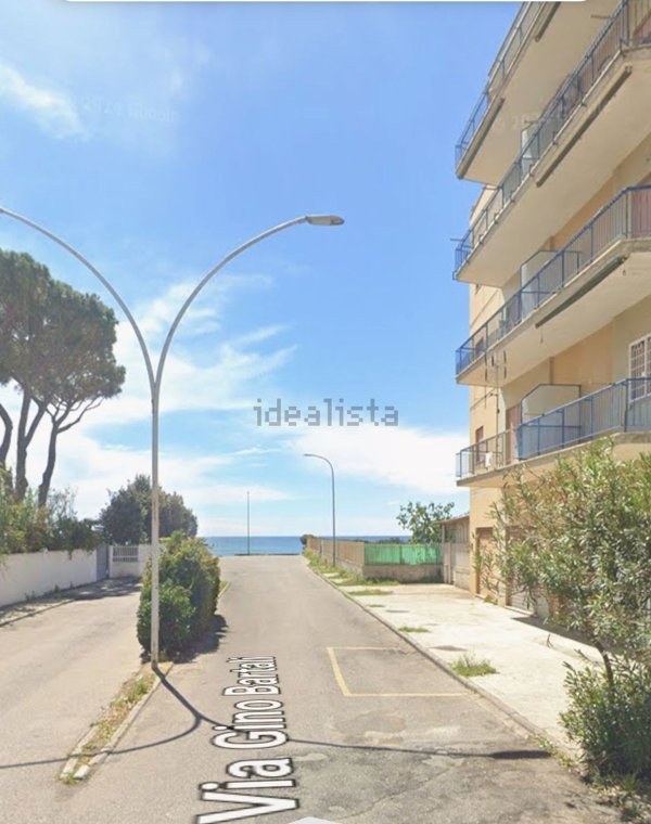 negozio in vendita a Terracina