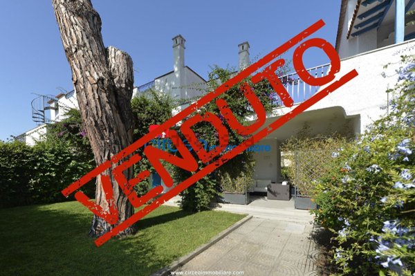 casa indipendente in vendita a Terracina