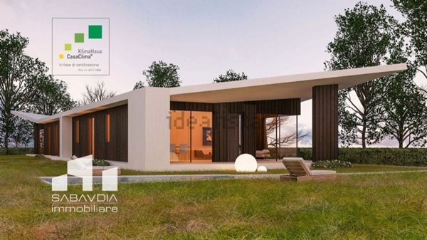 casa indipendente in vendita a Terracina