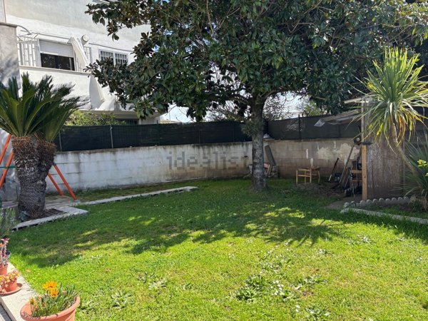 casa indipendente in vendita a Terracina