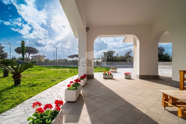 casa indipendente in vendita a Terracina
