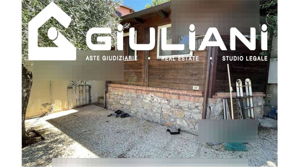 casa indipendente in vendita a Terracina