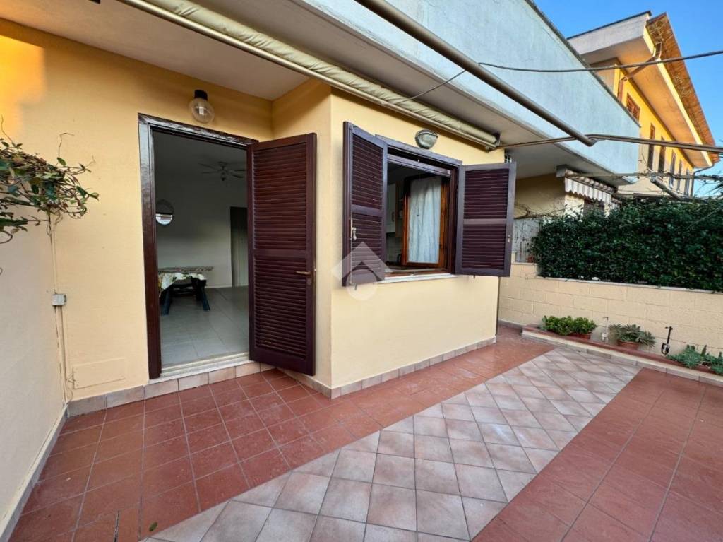 appartamento in vendita a Terracina in zona Hermada