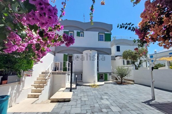 casa indipendente in vendita a Terracina