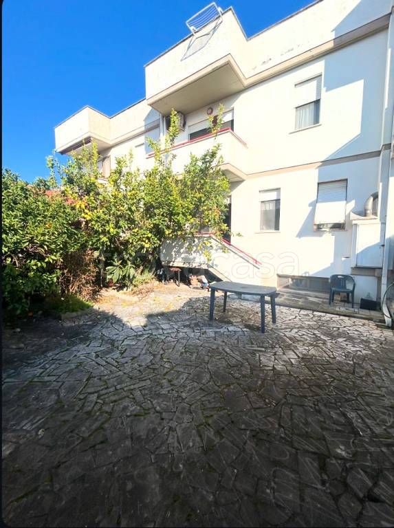 casa indipendente in vendita a Terracina in zona Hermada